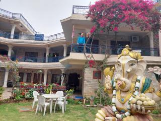 Blue Planet Lodge & Restaurant - Pokhara - 4