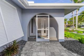 Villa Tiki w/ heated Pool very quiet & green Oasis - Cape Coral - 2