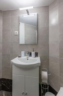 Chic New Pagrati suite - Atene - 4