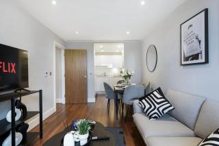 Stunning 2 bed, 2 bath high rise property minutes from Canary Wharf - Londra - 4