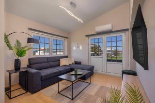 Coral Paradise Luxury Jacuzzi Suite & Pool View - Kremasti - 1