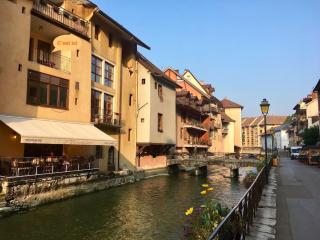 SUR LE THIOU, Cosy 2 pers, en vieille ville - Annecy - 1