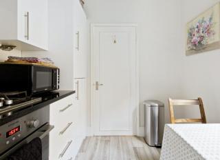 Charming Apartment in Chelsea - 2