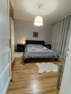 Hill View Apartment near Acropolis - Athens - 1