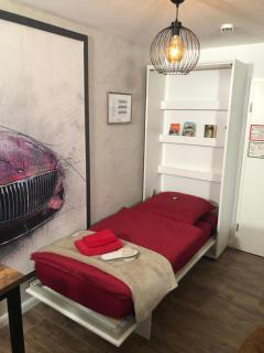 Stylisches Maybach Appartement mit Terrasse für 5 Personen, 5 Betten, große Kochinsel, Homeoffice mit 250Mbit WLAN - Aidlingen - 3