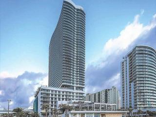 Amazing Ocean Views At Lyfe Resort By rent4us - Hollywood - 9