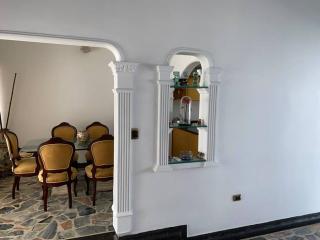Lujosa casa, excelente sector, amplia con piscina - Cúcuta - 8