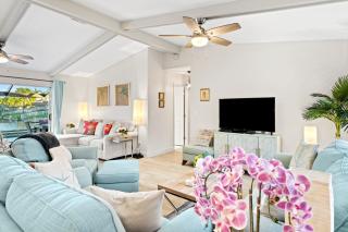 Serenity Waterfront Villa with King Suite, Private Pool, Great Lanai Enclosure and Long Water Views - Cape Coral - 3