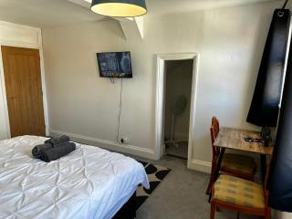 Cosy entire apartment super king bed near town center - Colchester - 8