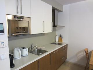 Family studio Resident s terasou, garáží, kuchyňskou linkou, vhodné i pro rodiny s dětmi, u sjezdovky pro děti, bobové dráhy, FREE Garage, FREE WIFI, výhled do zahrady s posezením na terase, dětské hřiště v areálu - 6