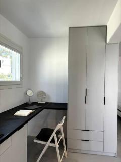 Minimal Grey Apartment Pool-front in Paros - 8