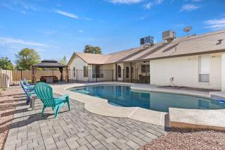 Cheerful Spacious Tempe Pool - 7