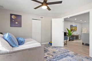 Cheerful Spacious Tempe Pool - 2