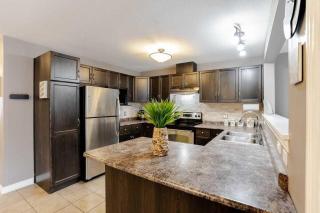 Nimo Homestay - Guelph - 1