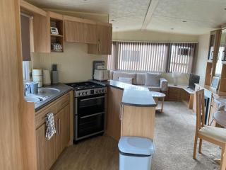 6 berth caravan hire close to Fantasy Island - Ingoldmells - 8