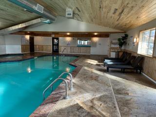 Crossroads Hotel - 1