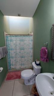 House 5 min by the beach, with wide open garage. - 5