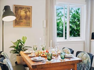 XQ Collection Jaques la Maison - Sydney - 4