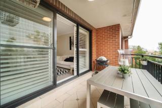 Walk to Coogee Beach Apartment Retreat - Sydney - 8