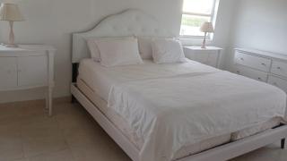 New condo with sea view (unit 3 of 3) - Wheeland Settlement - 8