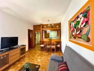 Apartamento Acogedor al lado del Estadio Bernabéu - Madrid - 0