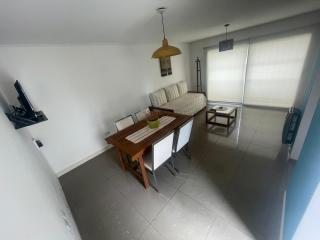 Departamento en Córdoba Capital con ubicación cómoda y cochera. - Córdoba - 4
