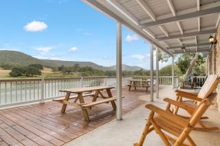 Indian Springs Lakehouse - Bandera - 5
