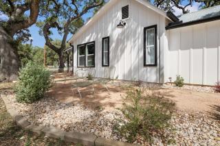Indian Springs Lakehouse - Bandera - 3