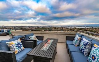 Spacious Beautiful Home with Stunning Bay Views - San Diego - 3