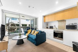 CBD 2BR Apt - Walkable - Adelaide - 0