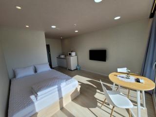 Jeju the Aewol Pension - 5