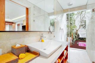 Luxury 2 BR Villa with Private Pool & Bathtub NE70 - Seminyak - 4