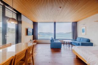 Taean Beach Resort Pension - 2