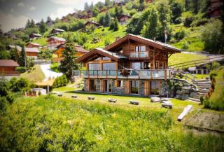 Chalet VG stunning view, Sauna & Jacuzzi by Jolidi - 0