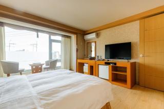 Taean Beach Resort Pension - Taean - 4