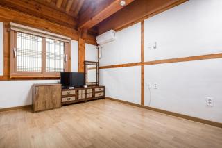 Gongju Haru Hanok Pension - Gongju - 8