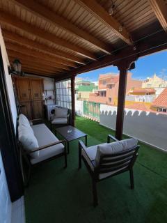 Retro Vintage Toscal Bus stop 5p - Los Realejos - 5