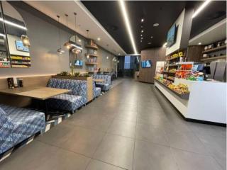 11th floor Lux queen room with great balcony view - 4