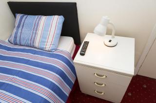 Southend Guest House - Close to Beach, Train Station & Southend Airport - Southend-on-Sea - 8