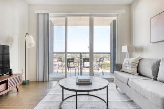 Marina del Rey 2BR w Pool Gym nr beach LAX-637 - Los Angeles - 0