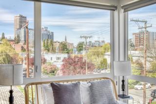 Blueground Capitol Hill patio gym laundry SEA-729 - Seattle - 8