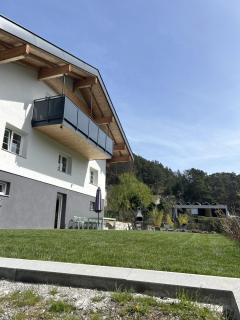 Wohnung mit Garten und Panoramablick in Innsbruck - Innsbruck - 0