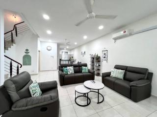 4Bedroom Simfoni Langkawi Homestay - Kuah - 0