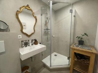 Femo - Royal Siegen - königliche Wohnung - separater Eingang - Oberstadt nähe Marienkrankenhaus - Siegen - 6