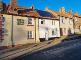 Blacksmiths Cottage - Brompton - 8