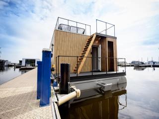 Modern houseboat, top location with an unobstructed view of the Lake - Offingawier - 5
