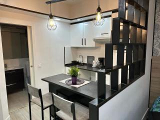 Cozy studio for 4 pax in Gran Via - M1 - Madrid - 0