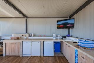 Family home with hydromassage pool & fun activities - 6