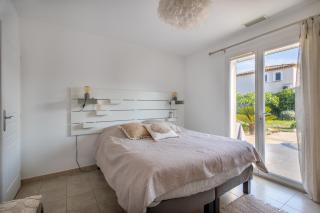 Villa de standing avec piscine dans le Var, à 10km des plages - La Crau - 3