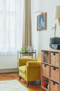 Historic Old Town Home - Budapest - 5